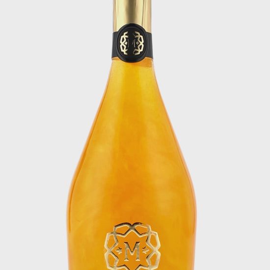 Espumante de 24 meses de fermentacion natural con terpenos de mango